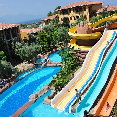 Hlc Tatil Koyu Holiday & Leisure Club 쿠사다시
